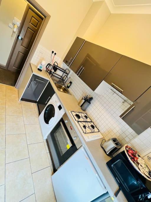 3 Notting Hill, Portobello Road-Amazing Location! ลอนดอน ภายนอก รูปภาพ