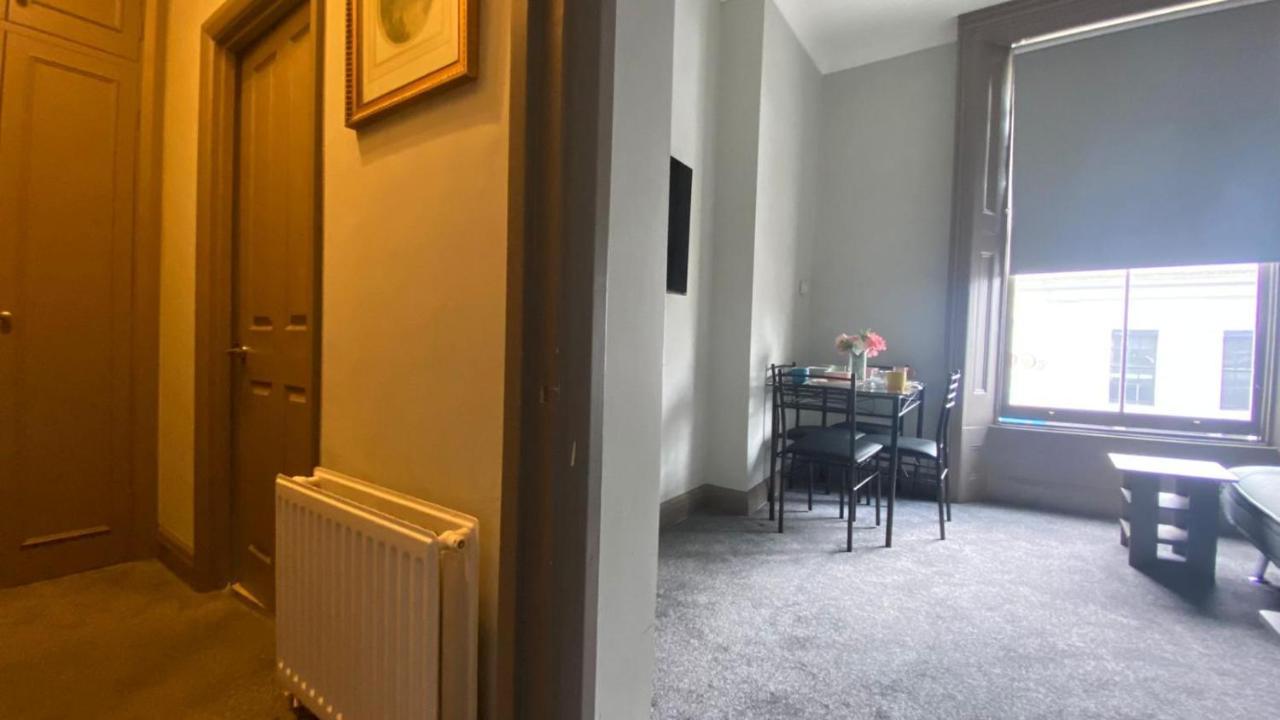 3 Notting Hill, Portobello Road-Amazing Location! ลอนดอน ภายนอก รูปภาพ