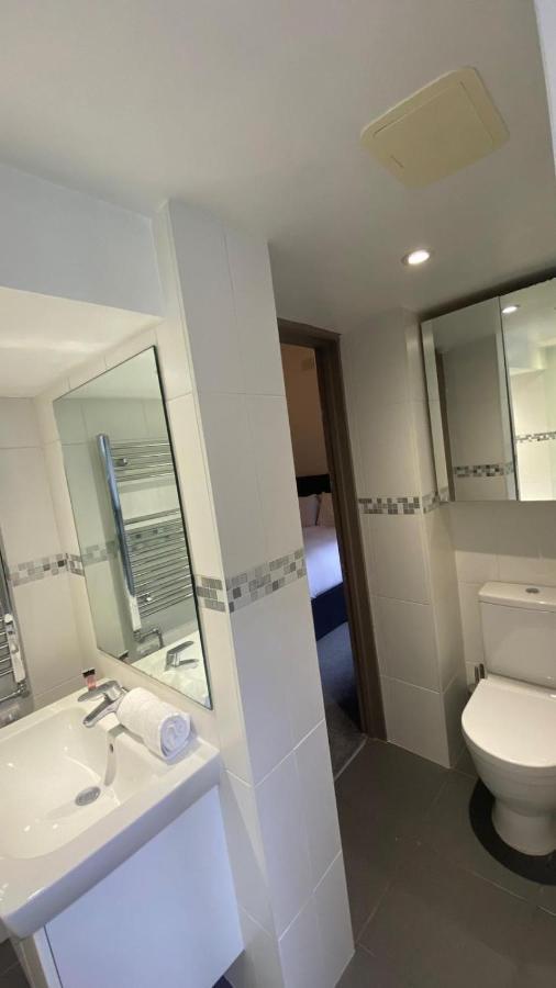 3 Notting Hill, Portobello Road-Amazing Location! ลอนดอน ภายนอก รูปภาพ